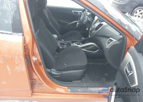 2016 Hyundai Veloster z USA, uszkodzony, nr VIN KMHTC6AD1GU260821